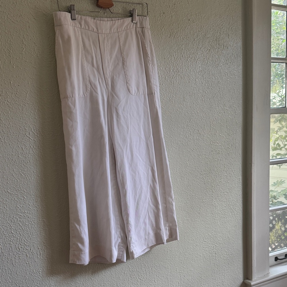 Banana Republic Off-White Cropped Wide-Leg Pants